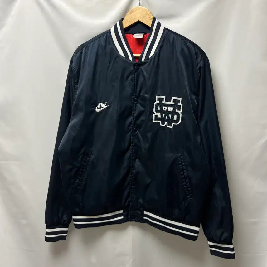 [BUNJANG] Nike Sportswear Swoosh Navy Varsity Jacket 2XL / [정품/2XL] 나이키 스포츠웨어 스우시 네이비 바시티자켓