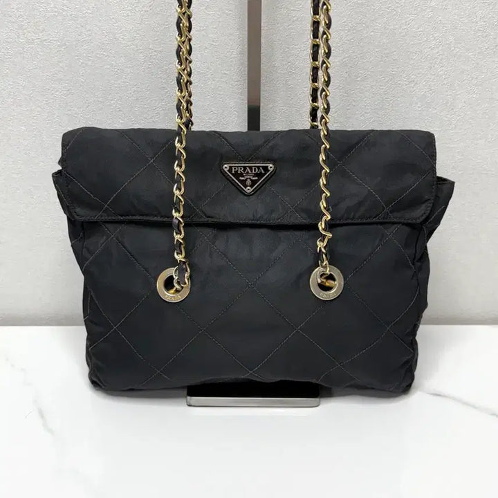[BUNJANG] Prada Quilted Chain Shoulder Bag Vintage / (정품/V)프라다 퀼팅 체인 숄더백