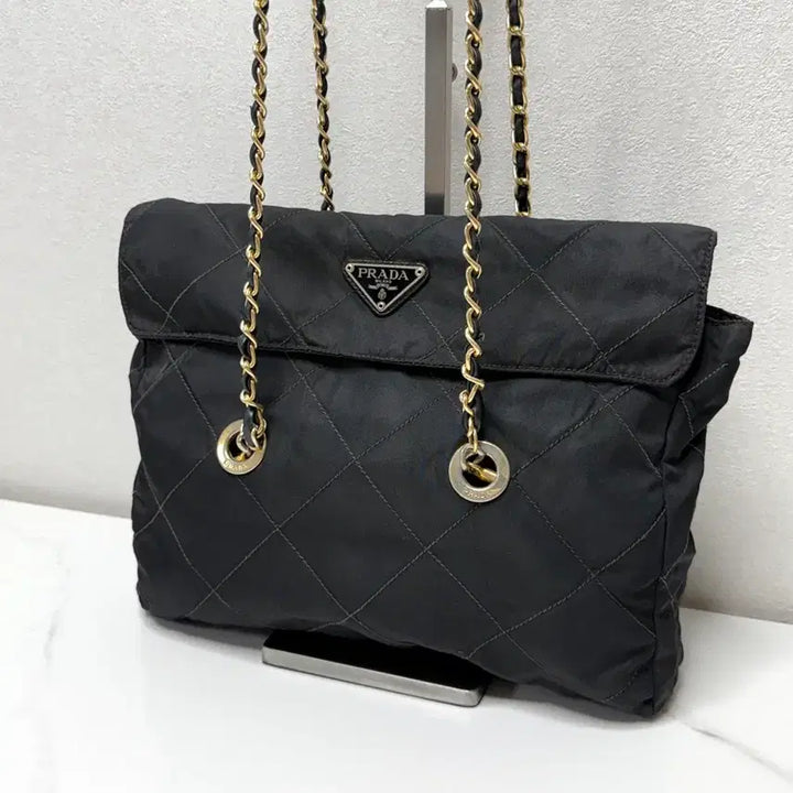[BUNJANG] Prada Quilted Chain Shoulder Bag Vintage / (정품/V)프라다 퀼팅 체인 숄더백