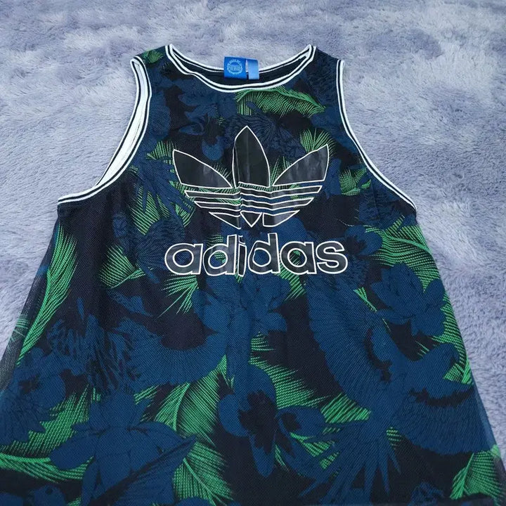 [BUNJANG] Adidas Sleeveless T-shirt / 090 아디다스 나시 반팔 티 | A