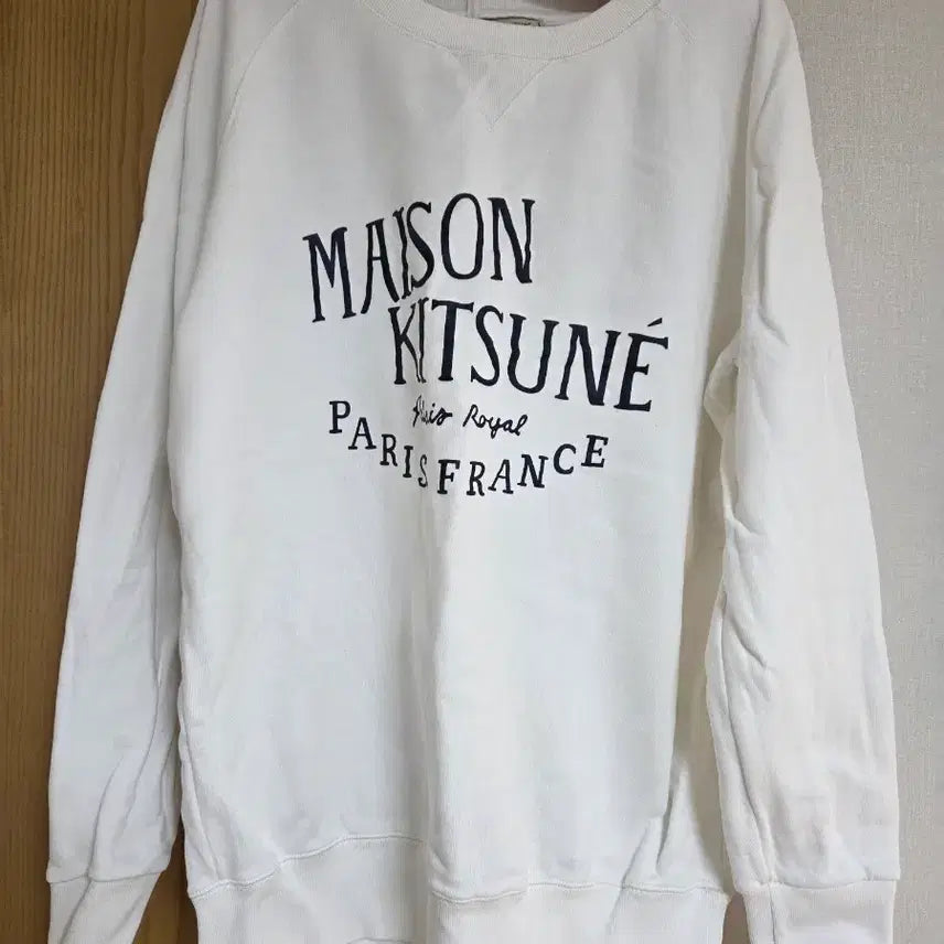 [BUNJANG] Maison Kitsuné Crewneck Sweatshirt (Unisex) / 메종키츠네  맨투맨