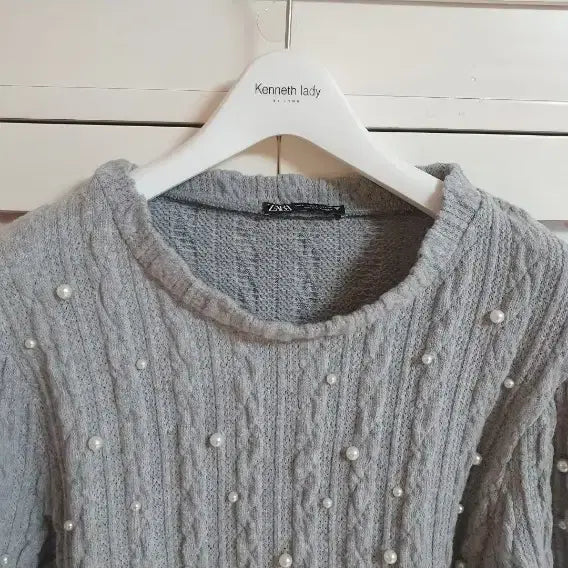 [BUNJANG] Zara Pearl Detail Knit Sweater / 자라 니트 스웨터/55-66