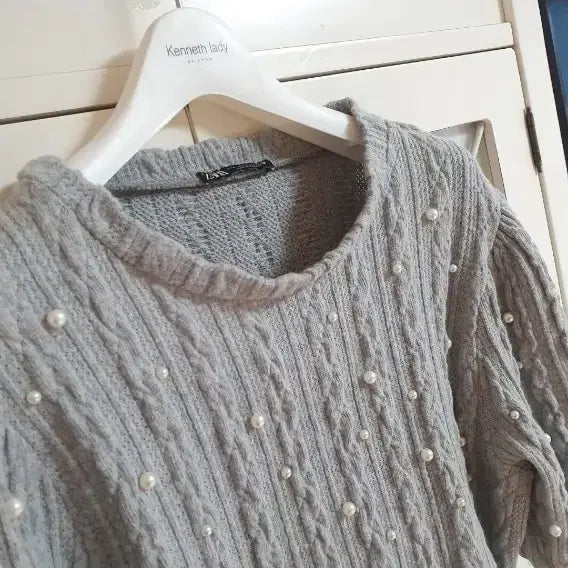[BUNJANG] Zara Pearl Detail Knit Sweater / 자라 니트 스웨터/55-66