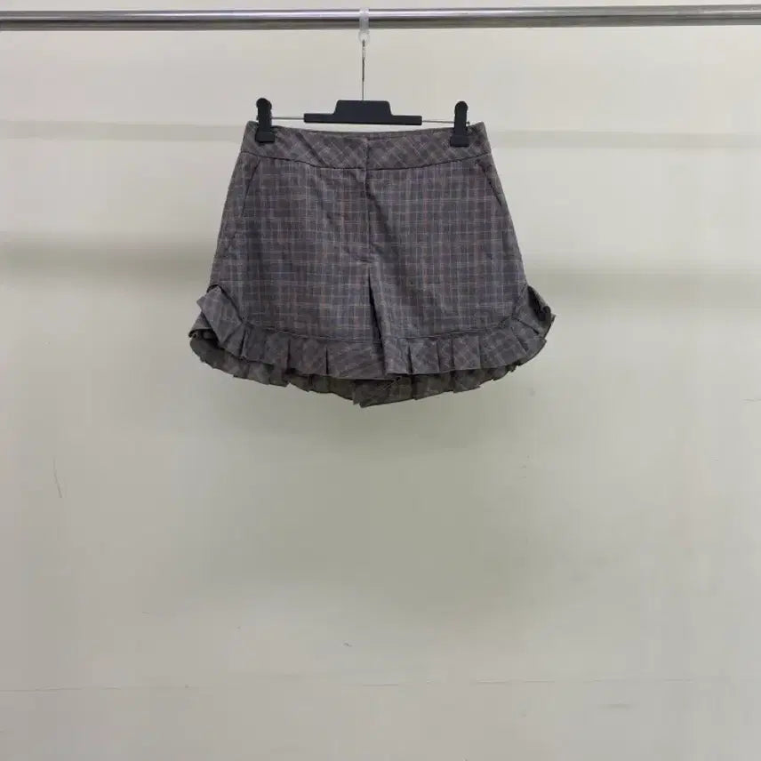 [BUNJANG] Osecon Checkered Frill Shorts / [오즈세컨] 체크무늬 프릴 반바지 ( 허리:26)