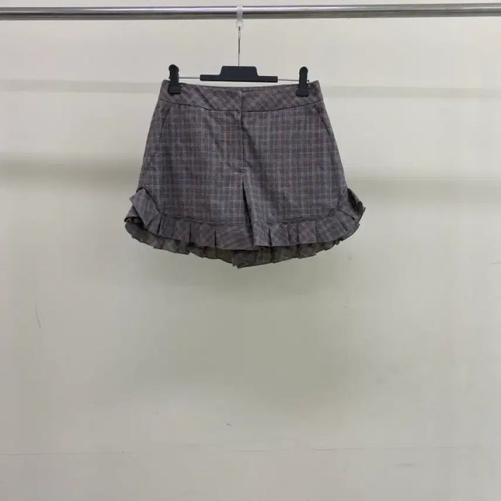 [BUNJANG] Osecon Checkered Frill Shorts / [오즈세컨] 체크무늬 프릴 반바지 ( 허리:26)