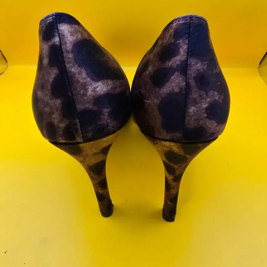 [BUNJANG] Gabriela Leopard Stiletto Heels / 가브리엘라 레오파드 스틸레토 힐235