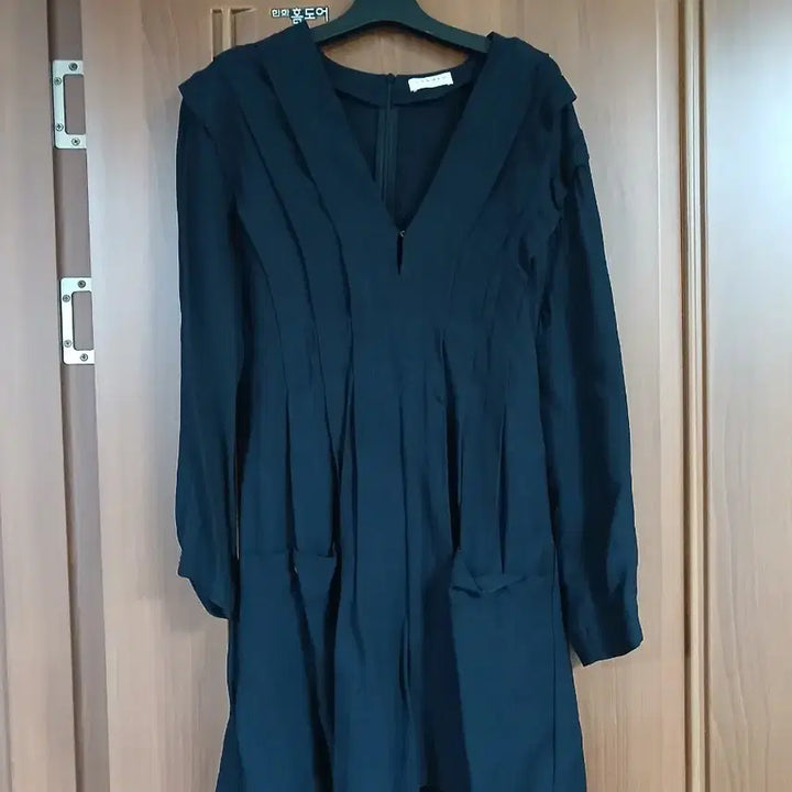 [BUNJANG] Sandro Black Midi Dress Size 36 (55) / 새상품) 산드로 블랙 원피스 36(55)