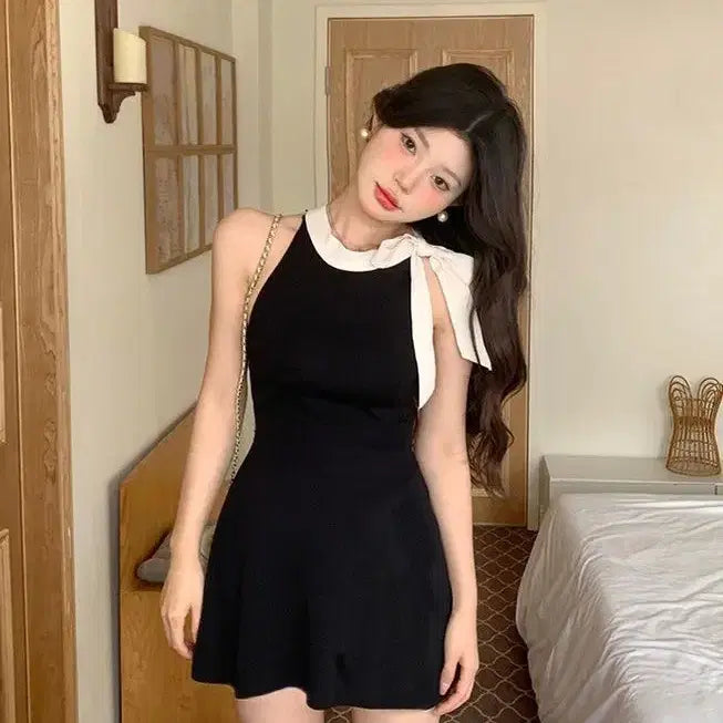 [BUNJANG] Colorblock Ribbon Halterneck Mini Dress / 당일발송) 새상품 배색 리본 홀터넥 미니원피스