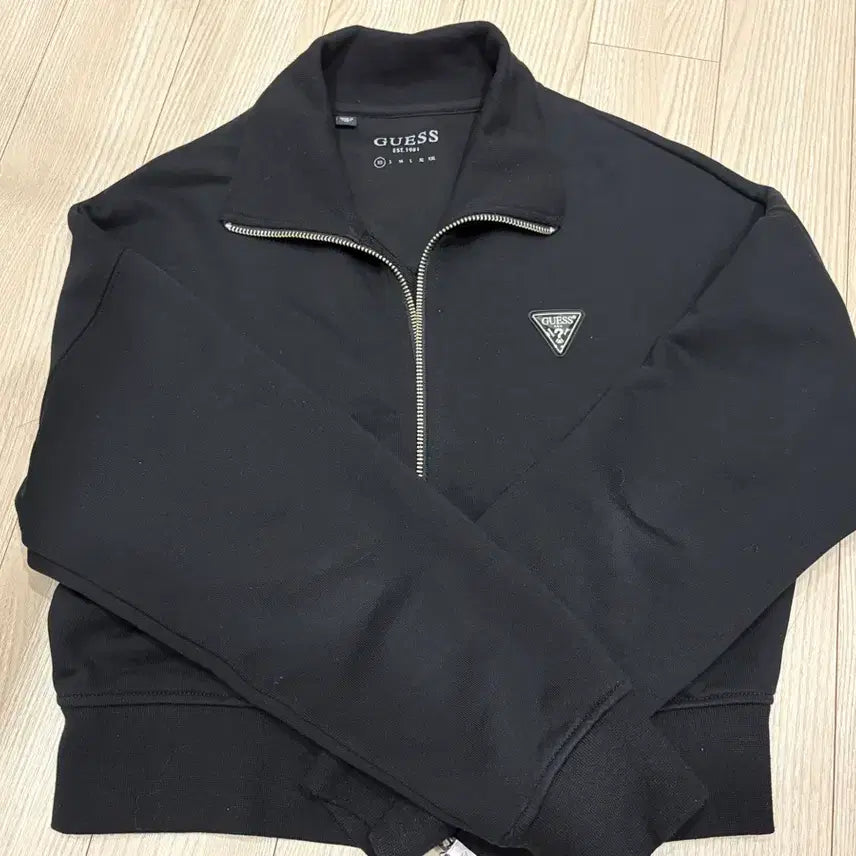 [BUNJANG] Guess Black Zip-Up Jacket XS / 게스 블랙 집업