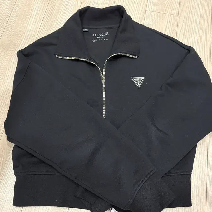 [BUNJANG] Guess Black Zip-Up Jacket XS / 게스 블랙 집업