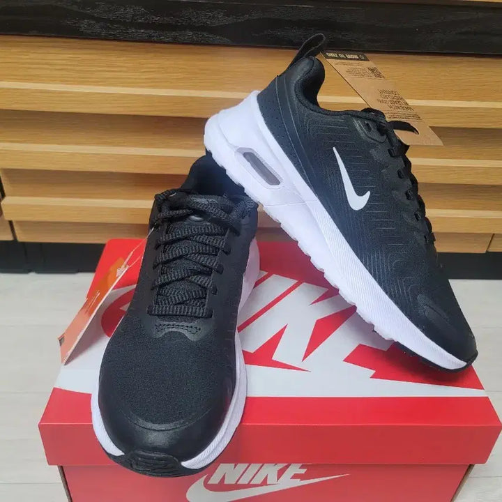 [BUNJANG] Nike Air Max Black Sneakers (235) / 나이키 에어맥스 블랙 운동화 235 새제품