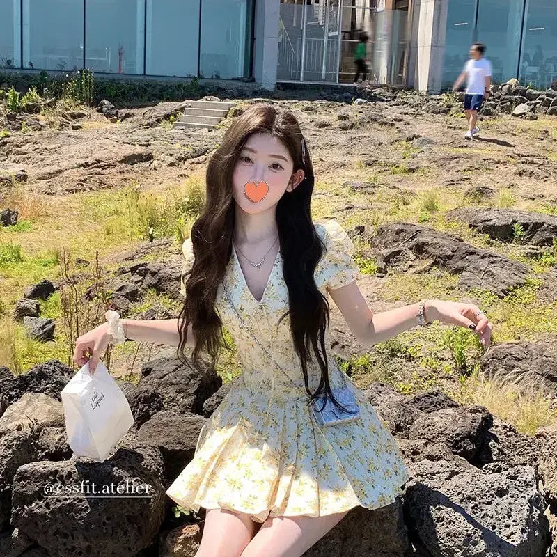 [BUNJANG] Yellow Flower Ribbon V-Neck Mini Dress / 당일발송) 새상품 옐로우 플라워 리본 브이넥 미니원피스