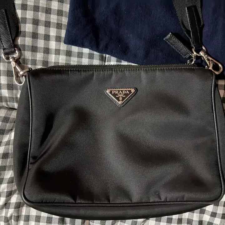 [BUNJANG] Prada Re-Nylon Crossbody Bag / 프라다 리나일론 크로스백