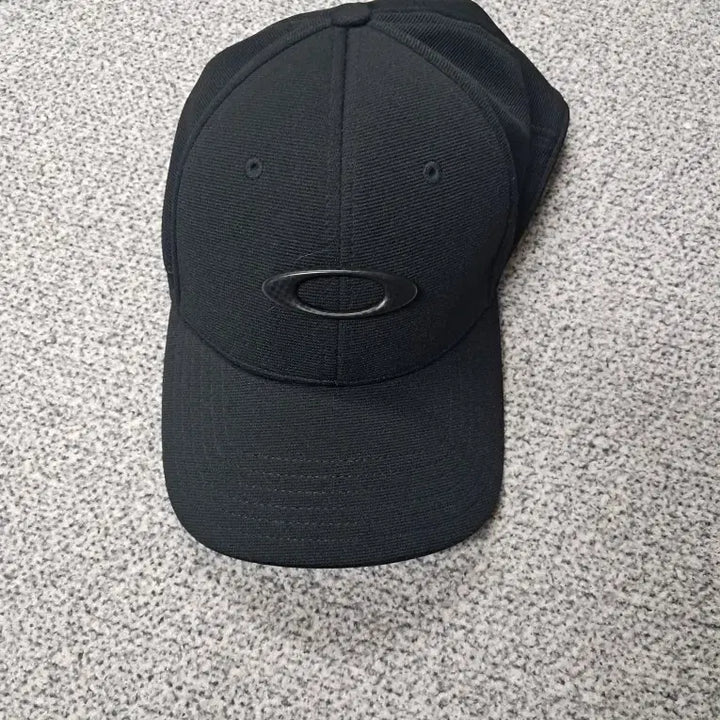 [BUNJANG] Oakley Black Ball Cap Hat / 오클리 블랙 볼캡 모자