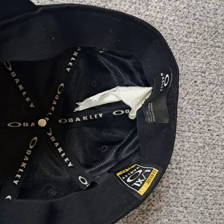 [BUNJANG] Oakley Black Ball Cap Hat / 오클리 블랙 볼캡 모자