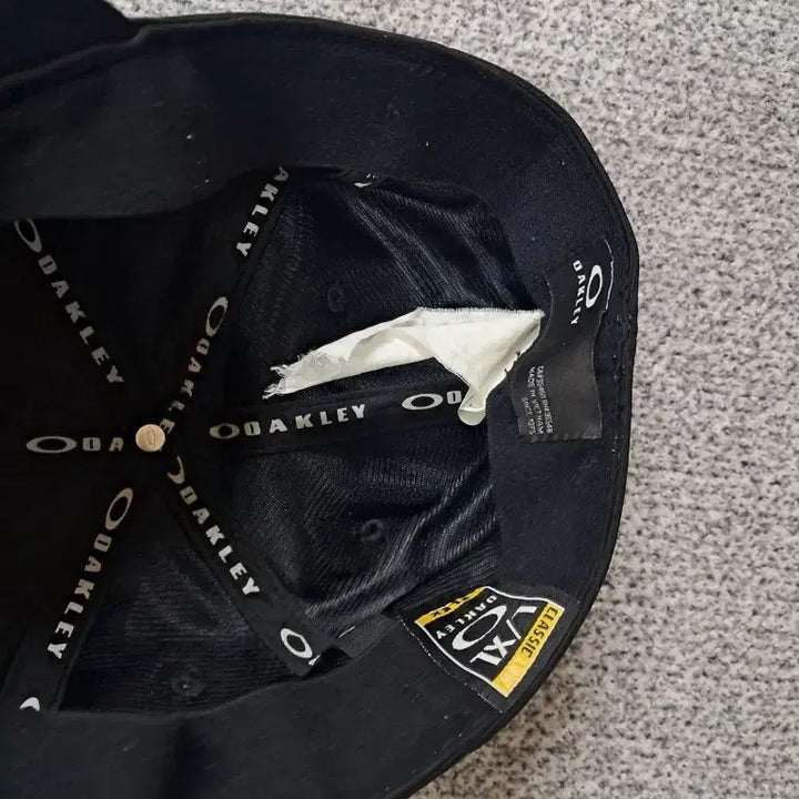 [BUNJANG] Oakley Black Ball Cap Hat / 오클리 블랙 볼캡 모자