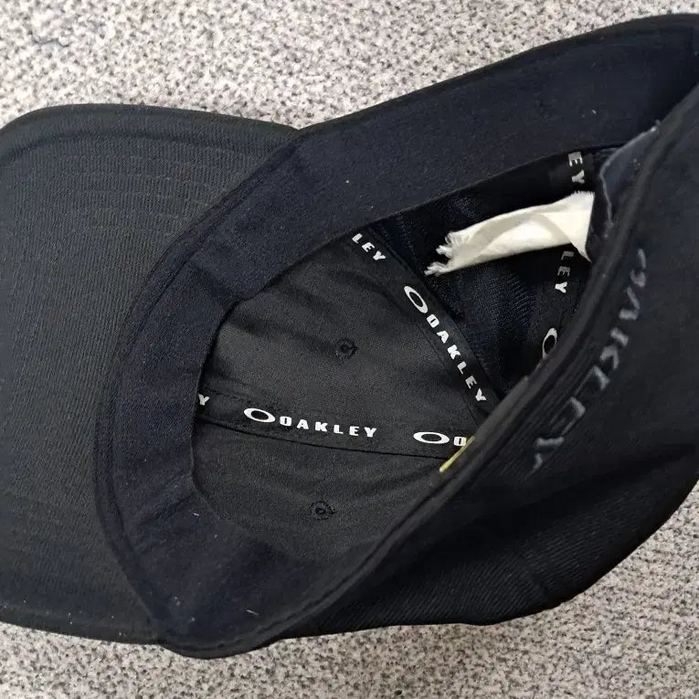 [BUNJANG] Oakley Black Ball Cap Hat / 오클리 블랙 볼캡 모자