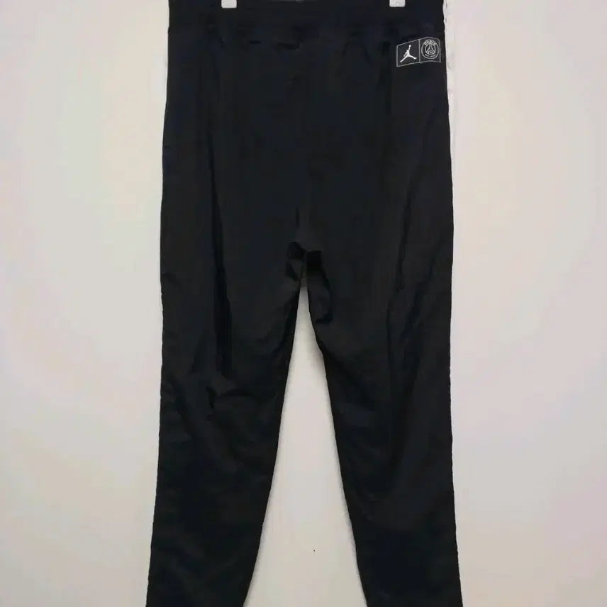 [BUNJANG] Nike Jordan Paris Saint-Germain Track Pants Black / 나이키 조던 파리 생제르망 트랙 바지 블랙