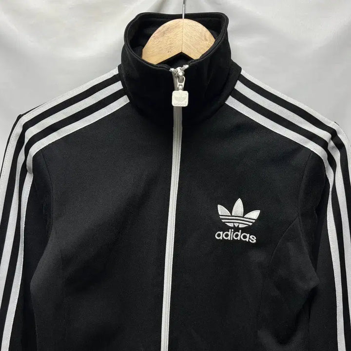 [BUNJANG] Adidas Europa Track Top Black Size 85 / [정품/85] 아디다스 유로파 블랙 트랙탑/져지