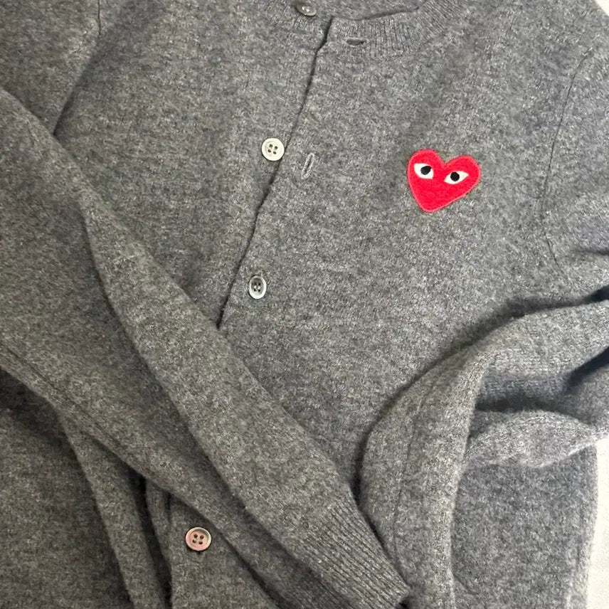 [BUNJANG] Comme des Garçons Red Heart Logo Cardigan / 꼼데가르송 레드와펜 가디건