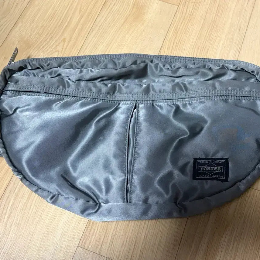 [BUNJANG] Porter Half Moon Bag / 포터 탱커 숄더백 그레이