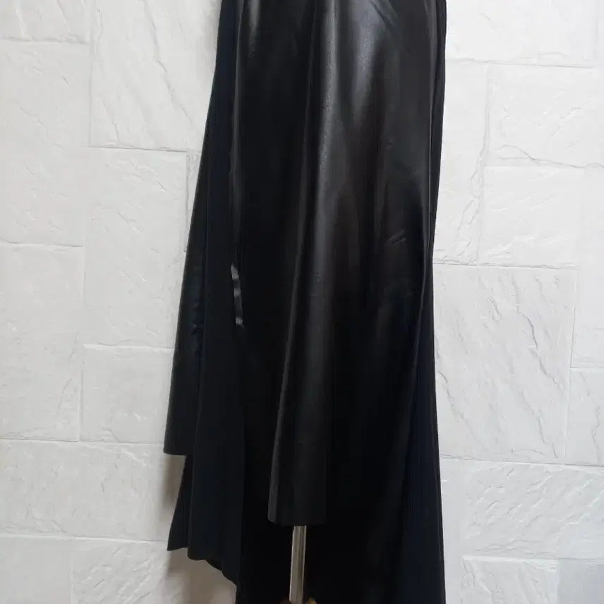 [BUNJANG] Black Asymmetrical Mix Long Skirt / 블랙 언발 믹스 롱 스커트