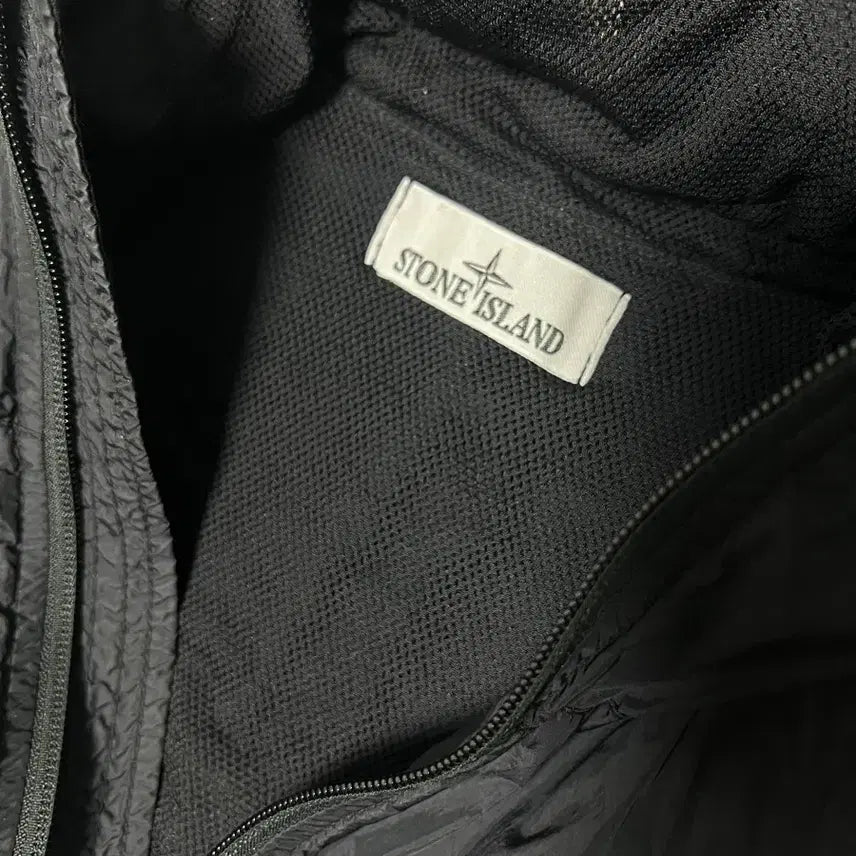[SOLD OUT] [xl] 24ss 스톤아일랜드 크링클랩스 바람막이 블랙