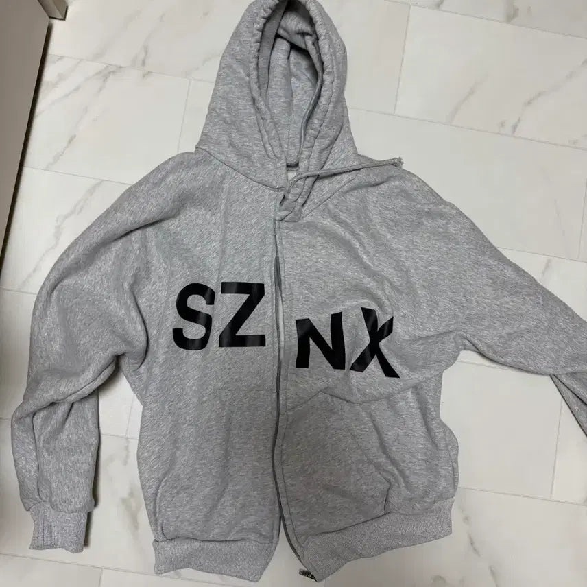 [SOLD OUT] 칸예 코리아 후드집업