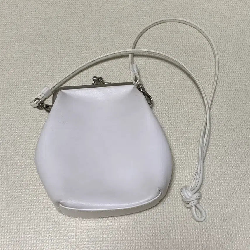 [BUNJANG] Minitmute Mini Coin Bag Pure White / 미닛뮤트 미니 코인드 퓨어화이트