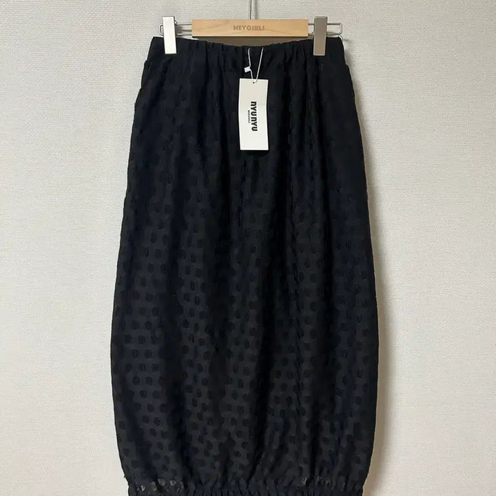 [BUNJANG] NewNew Dot Long Skirt / [새상품] 뉴뉴 도트 롱스커트