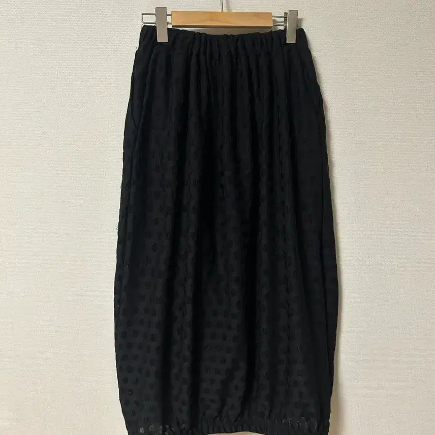 [BUNJANG] NewNew Dot Long Skirt / [새상품] 뉴뉴 도트 롱스커트