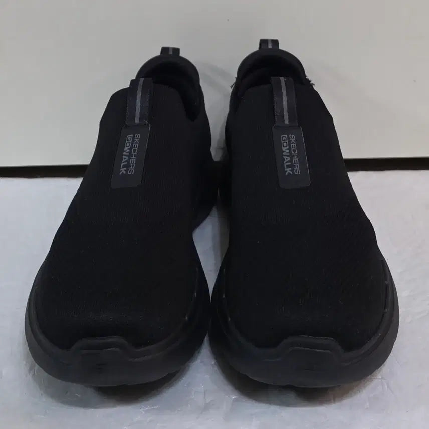 [BUNJANG] Skechers Go Walk 6 Slip-On Triple Black / [260] 스케쳐스 고워크6 슬립온 트리플블랙ㅡ단종매물,최저가