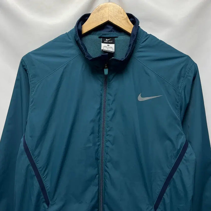 [BUNJANG] Nike Swoosh Dri-FIT Running Windbreaker Blue - Size M / [정품/M] 나이키 스우시 드라이핏 런닝 청색 바람막이