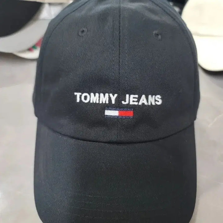 [BUNJANG] Tommy Jeans Black Ball Cap OS / 타미진스 블랙 볼캡 OS 모자 새제품