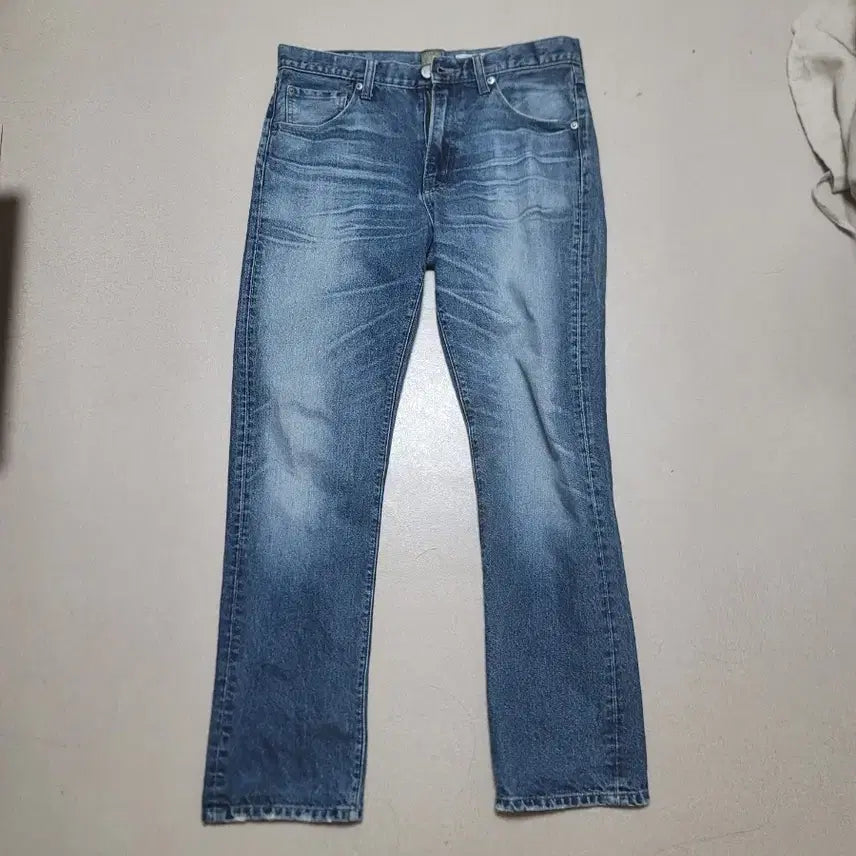 [BUNJANG] Vintage Washed Denim Flare Jeans / 빈티지 워싱 데님 플레어진