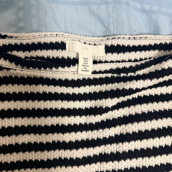 [BUNJANG] H&amp;M Striped Knit Sweater / H&amp;M 스트라이프 니트 S
