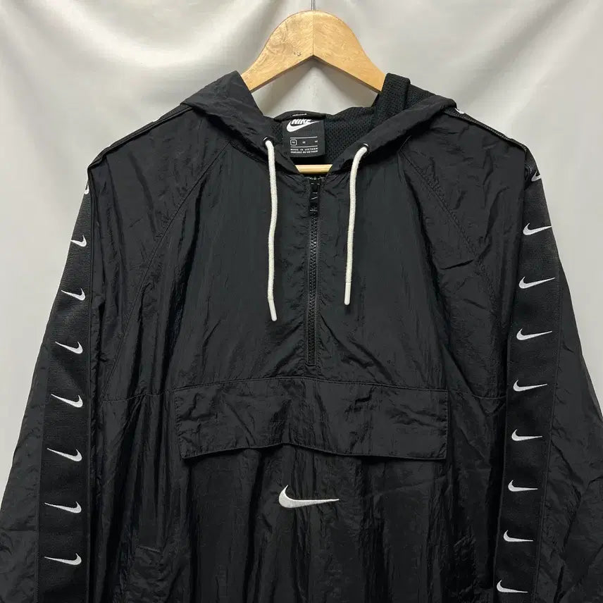 [BUNJANG] Nike Middle Swoosh Sideline Black Woven Anorak Jacket (International M / Domestic L) / [정품/L] 나이키 미들스우시 사이드라인 블랙 우븐 아노락