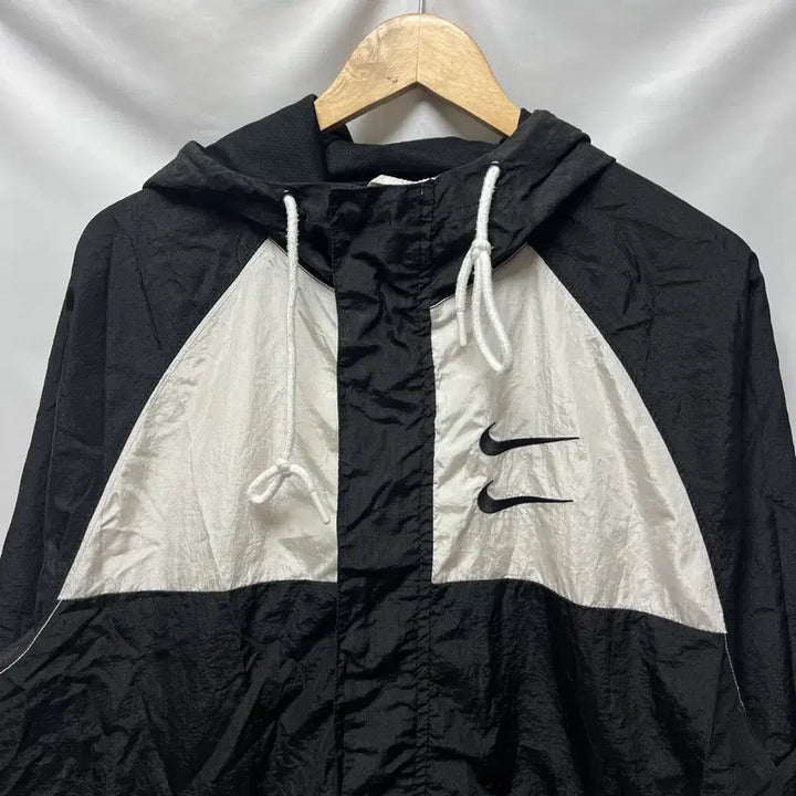 [BUNJANG] Nike Double Swoosh Black Woven Windbreaker Jacket M / [정품/M] 나이키 더블스우시 블랙 우븐 바람막이