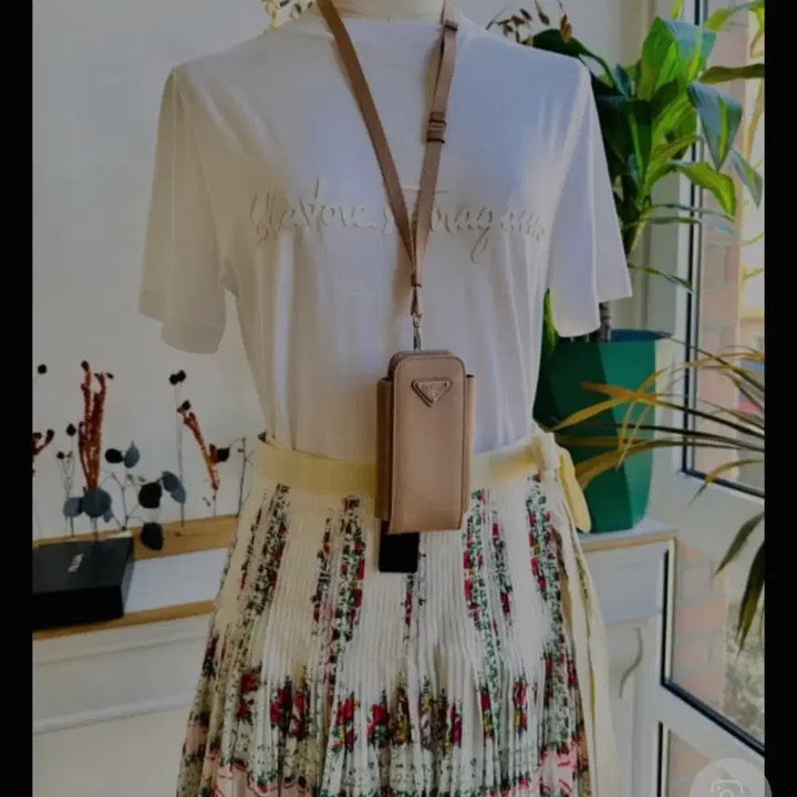 [BUNJANG] Prada Tessuto Hobo Phone Bag Shoulder Crossbody Bag / 프라다 핸드폰백 가방 핸드폰 케이스목걸이테수토호보백숄더백크로스백바이커백볼