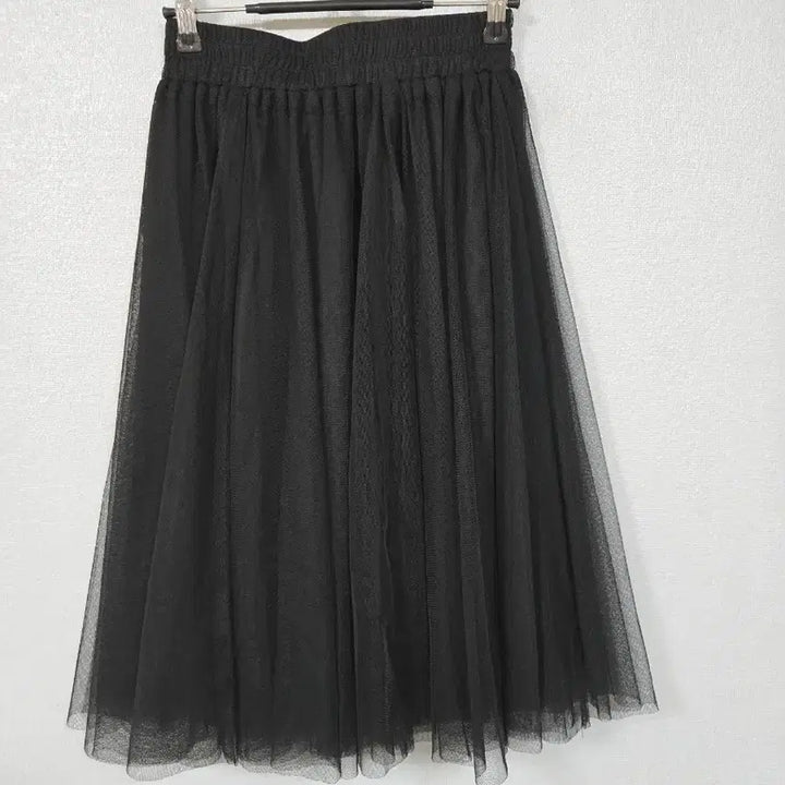 [BUNJANG] Black Tulle Midi Skirt / 블랙 튤 미디스커트 55~66