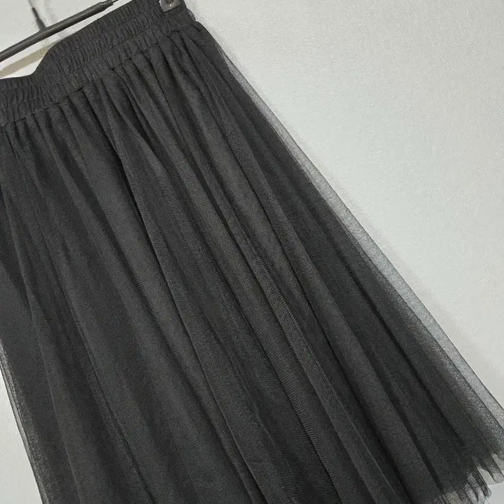 [BUNJANG] Black Tulle Midi Skirt / 블랙 튤 미디스커트 55~66