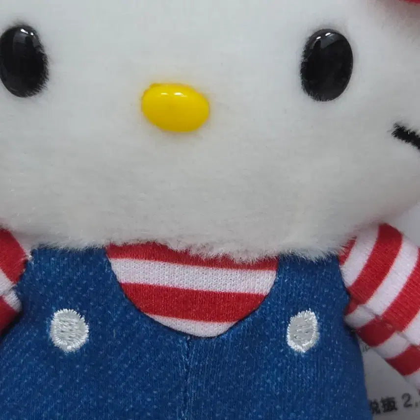 [BUNJANG] Hello Kitty 50th Anniversary Tokyo Exhibition Denim Mascot Doll Keychain / 헬로키티 도쿄 전시회 멜빵 데님 마스코트 50주년 인형 키링