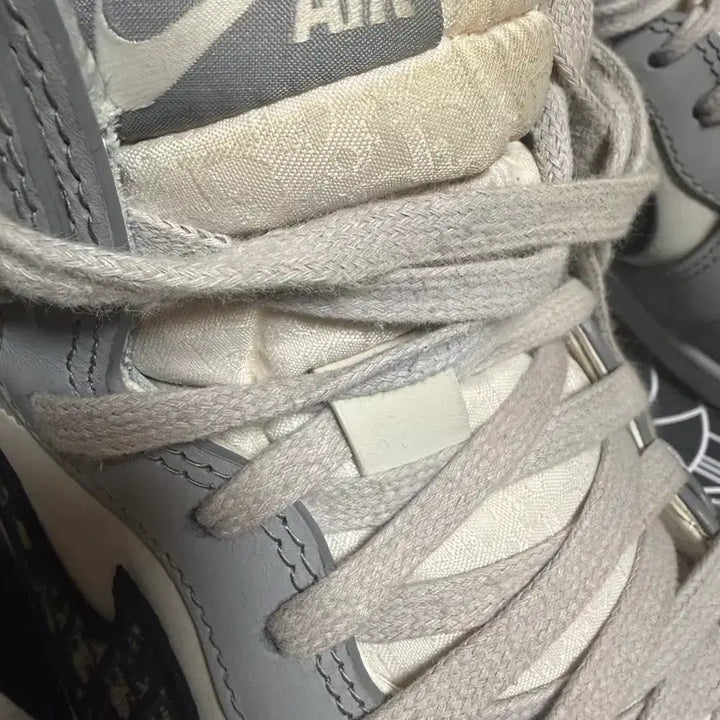 [BUNJANG] Dior x Air Jordan Sneakers / 디올 조던 275