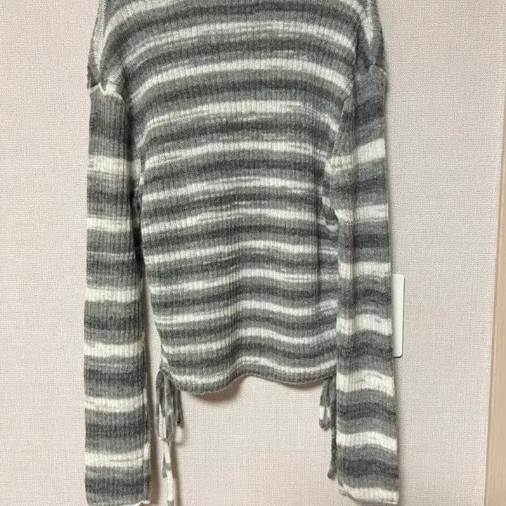 [BUNJANG] 8seconds Knit S (New with Tags) / 에잇세컨즈 니트S(택 있는 새상품)