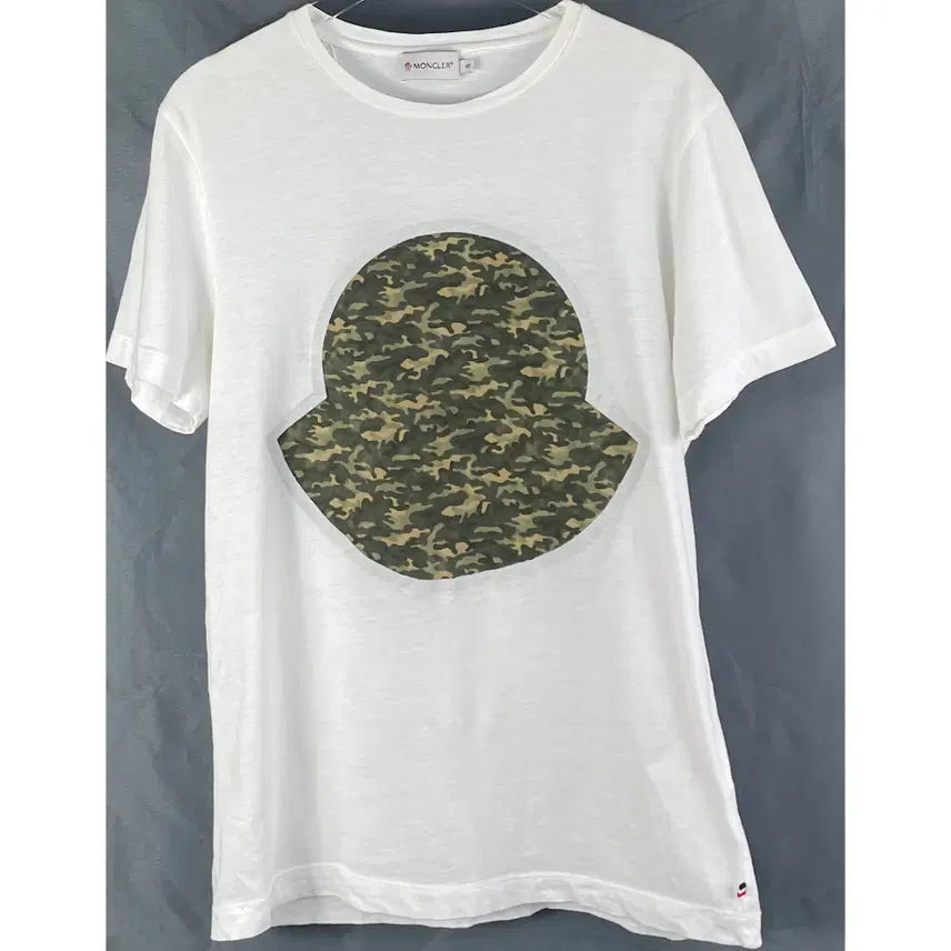 [BUNJANG] Moncler Camouflage Pattern Logo T-Shirt White Size S / [S] 몽클레르 몽클레어 카모플라쥬 패턴 로고 반팔티셔츠