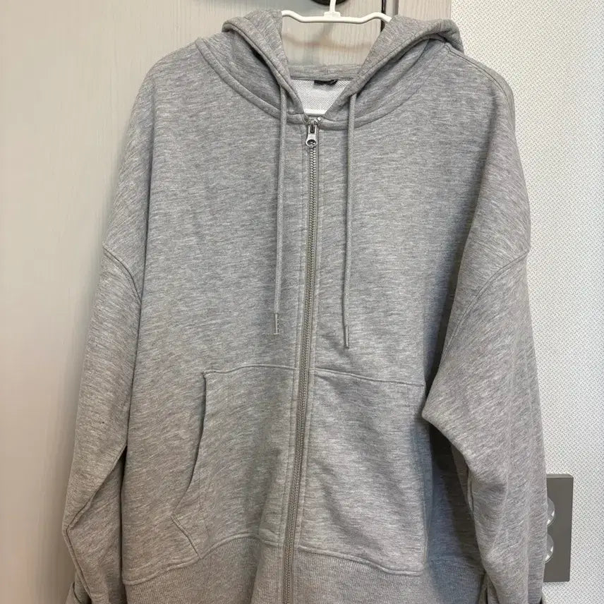 [BUNJANG] TOPTEN Grey Hoodie Zip-Up (Size 95) / 탑텐 그레이 후드집업 95