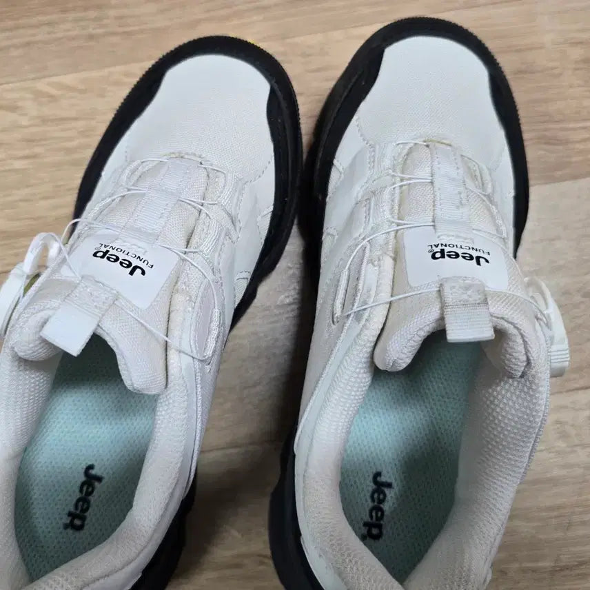 [SOLD OUT] (택포)지프 트레킹화 여 230