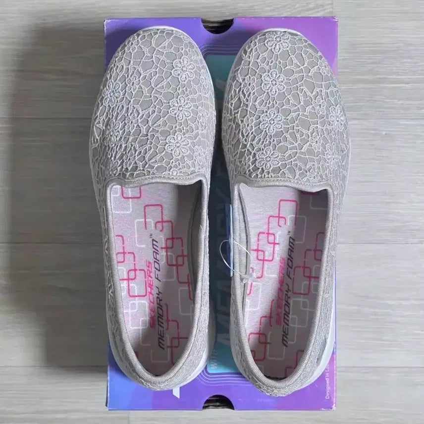 [BUNJANG] Skechers Memory Foam Slip-On Shoes / 스케쳐스 메모리폼 슬립온 [새상품]