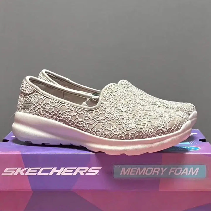 [BUNJANG] Skechers Memory Foam Slip-On Shoes / 스케쳐스 메모리폼 슬립온 [새상품]