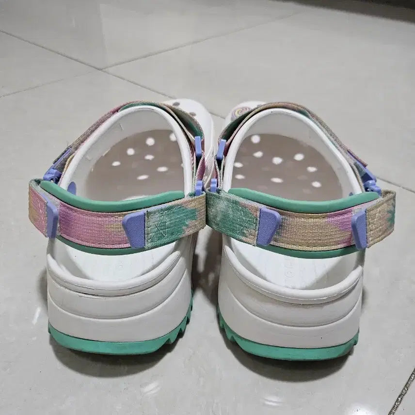 [BUNJANG] Crocs Classic Hiker Ombre Clog / 크록스 240